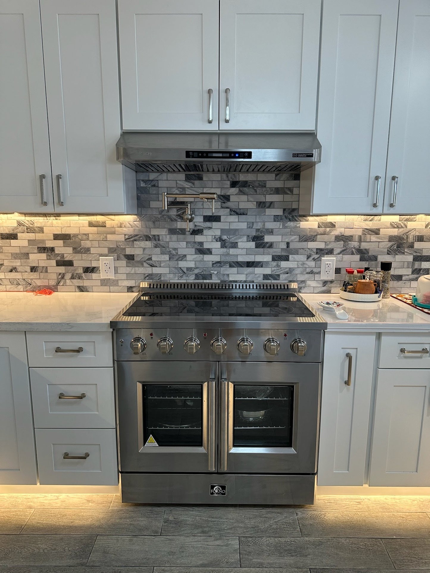 FORNO Galiano 36″ Freestanding French Door Electric Range (FFSEL6917-36)