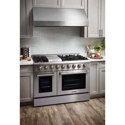 Thor Kitchen 48 in Natural Gas Burner Electric Oven 6.7 cu ft Range in Stainless Steel (HRD4803U)
